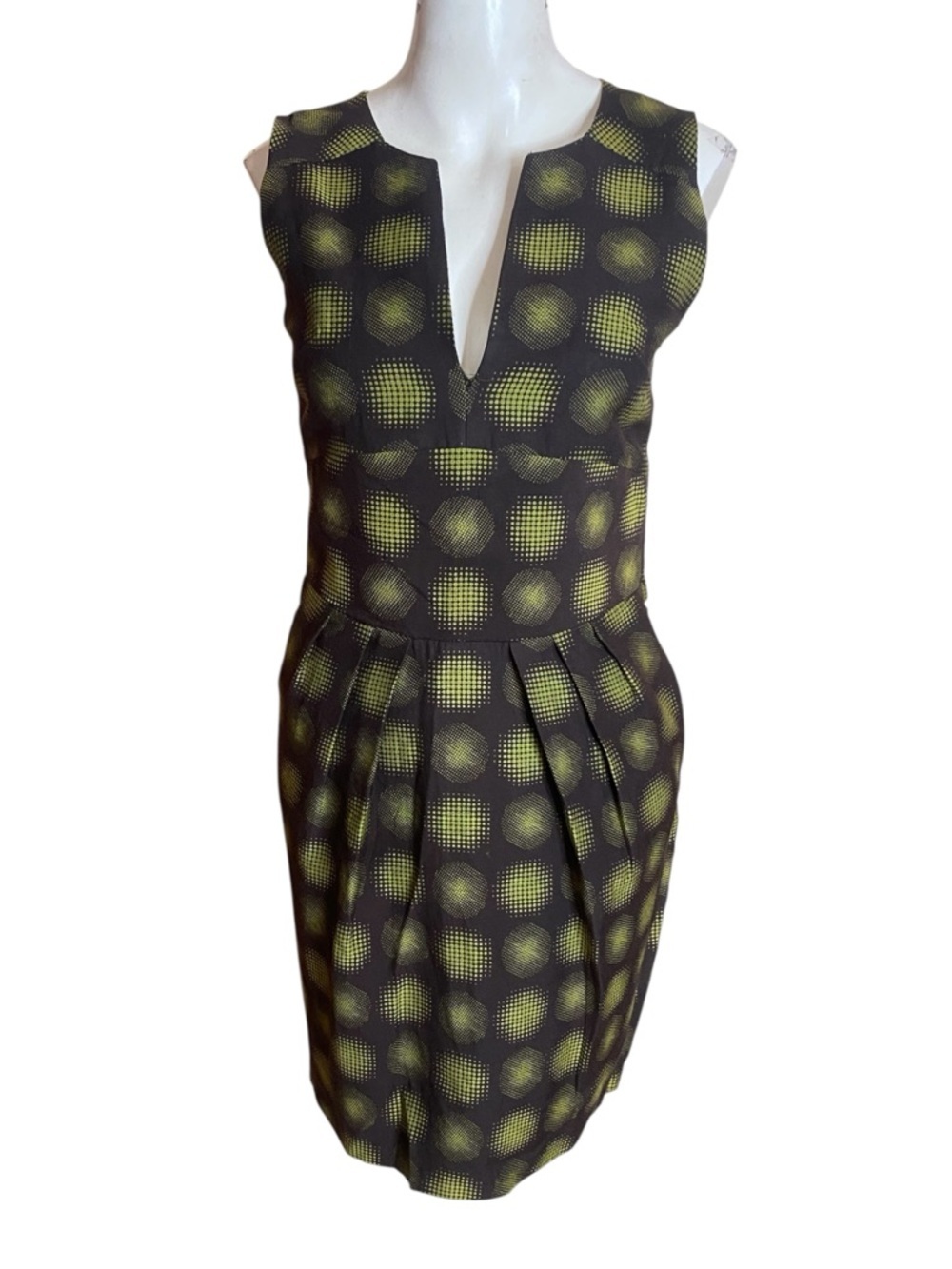 Eva Franco Sleeveless Black and Yellow Dot Sheath Dress Size 2-4
